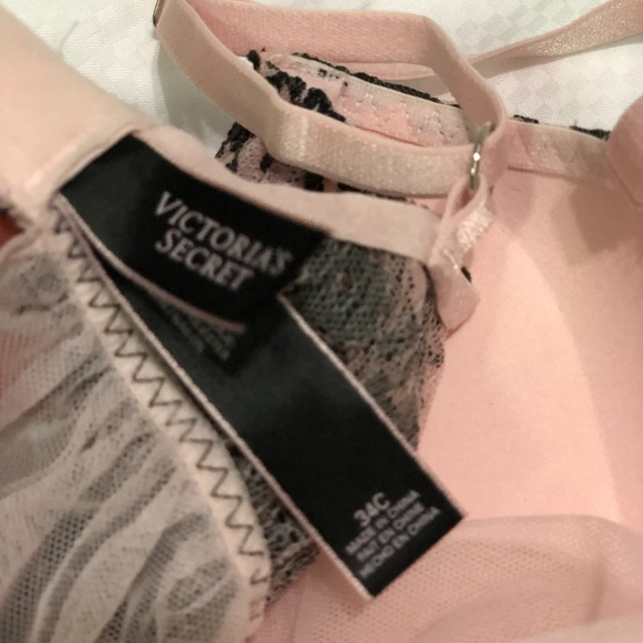 Victoria’s Secret Babydoll Sheer lingerie - Picture 3 of 4